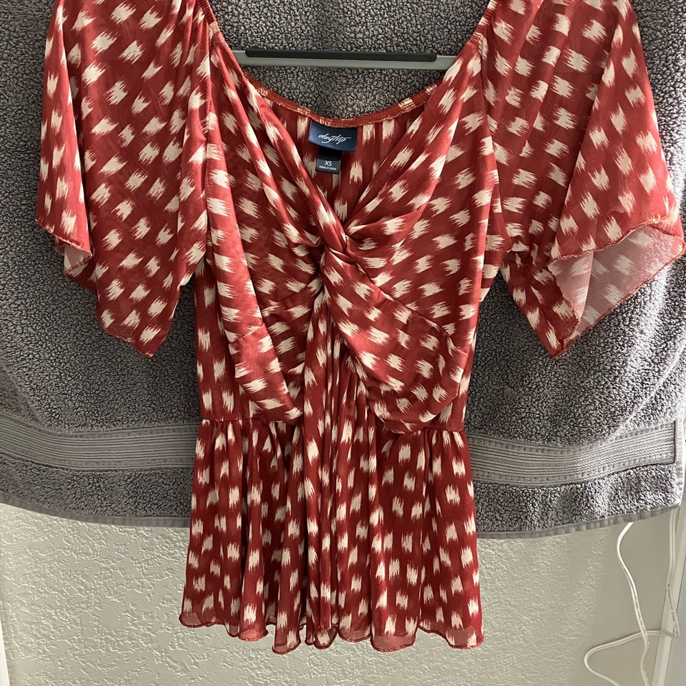 Buckle Daytrip Babydoll Red Patterned Women's Top